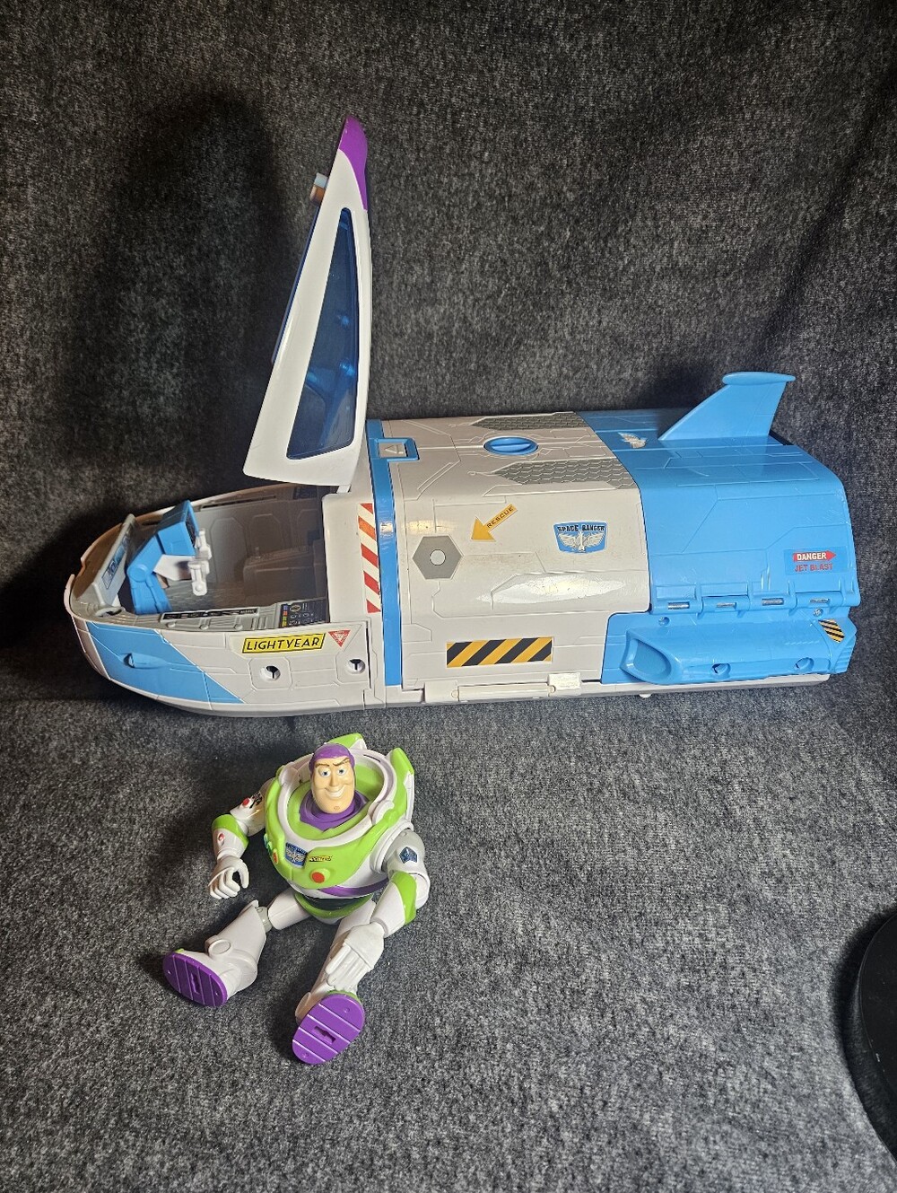 Buzz Lightyear Star Command Shuttle Playset. Made by Mattel 2019